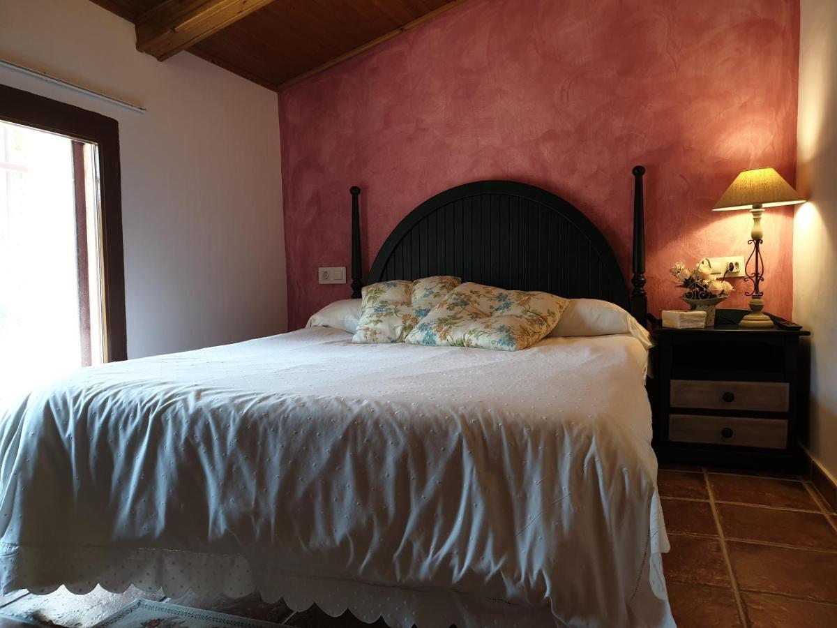 Complejo Rural Las Lomas De Бьяр Экстерьер фото