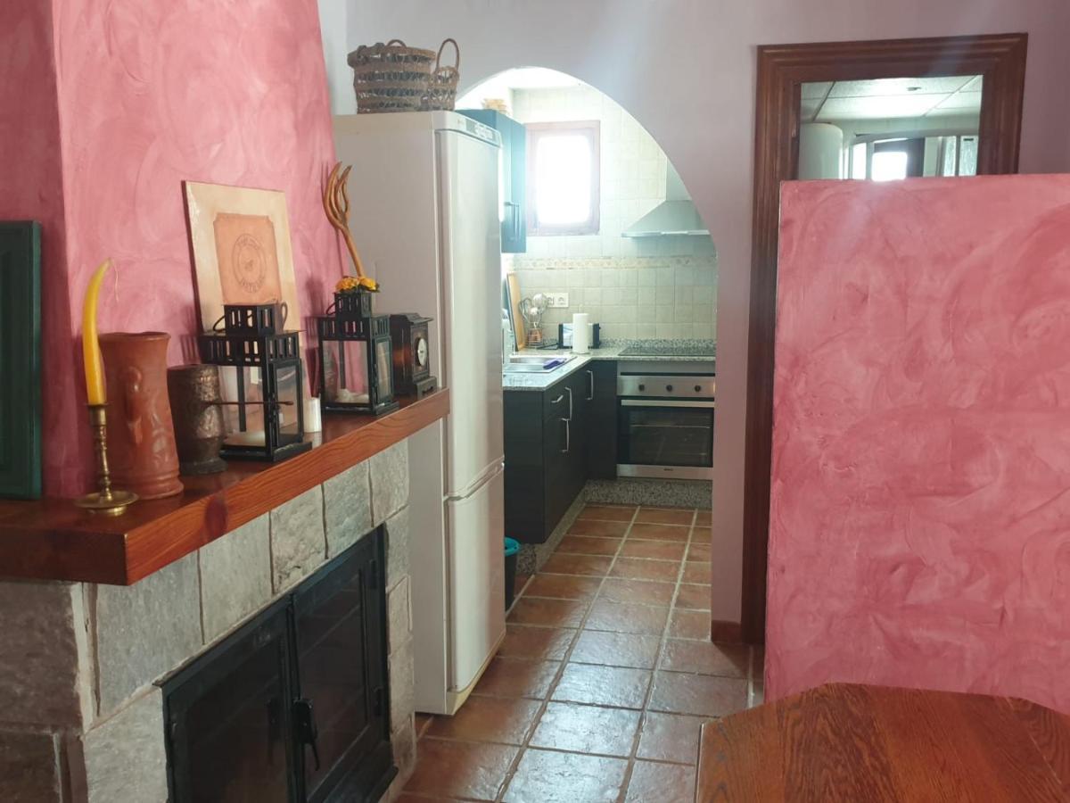 Complejo Rural Las Lomas De Бьяр Экстерьер фото