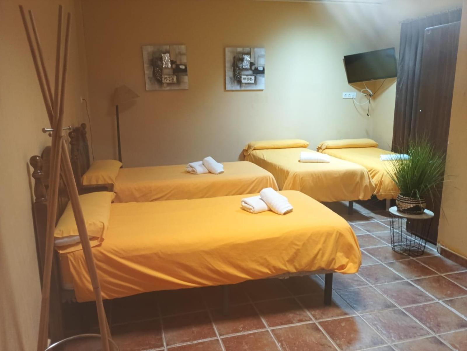 Complejo Rural Las Lomas De Бьяр Экстерьер фото